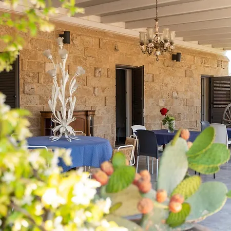 לינה וארוחת בוקר Masseria Le Dimore גאליפולי