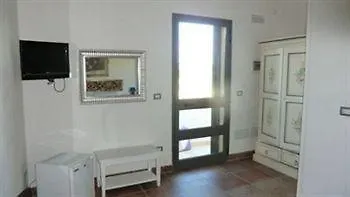 לינה וארוחת בוקר Masseria Le Dimore 3*